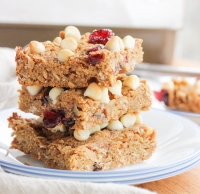 Gluten-Free Quinoa Breakfast Bars
